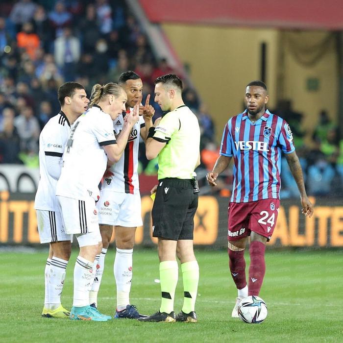 Fanatik yazarları Trabzonspor - Beşiktaş maçını kaleme aldı