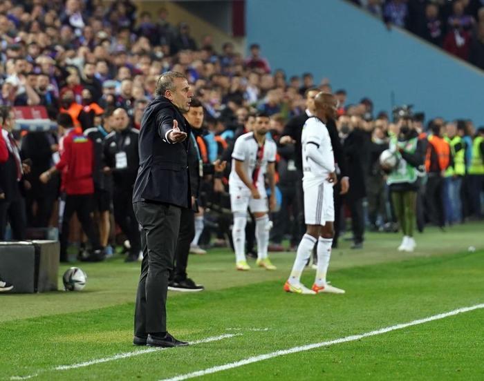 Fanatik yazarları Trabzonspor - Beşiktaş maçını kaleme aldı