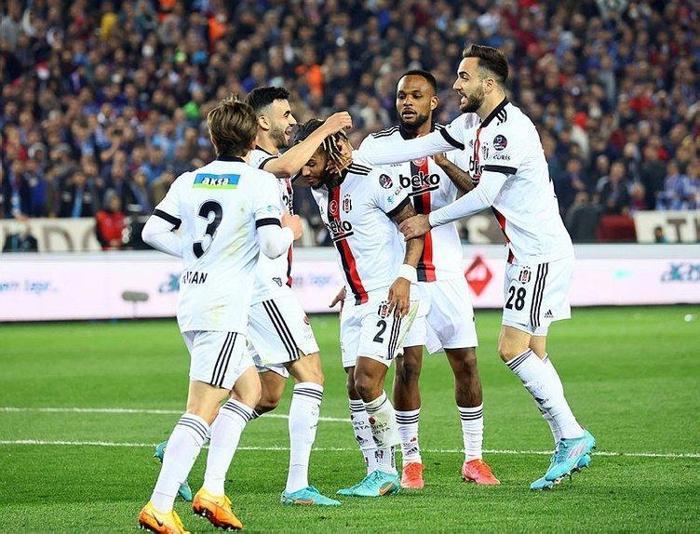 Demba Badan Beşiktaşa uyarı