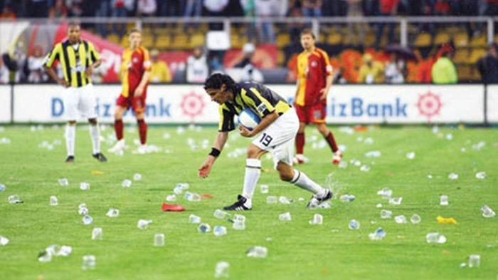 Fenerbahçe - Galatasaray derbilerinin unutulmaz anları