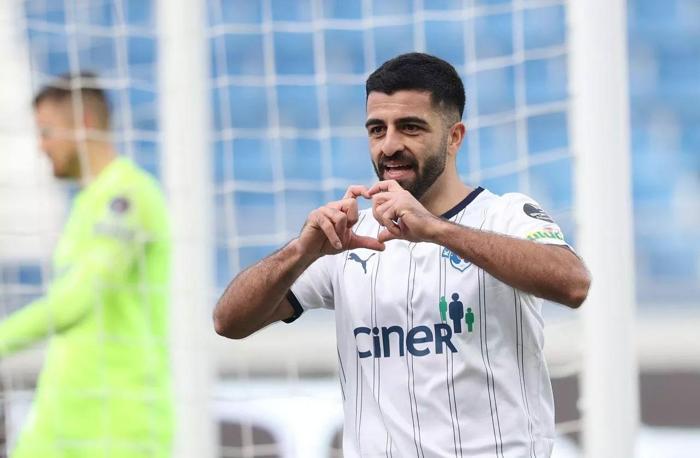 Umut Bozok için transfer planı hazır Kasımpaşanın hedefi belli oldu