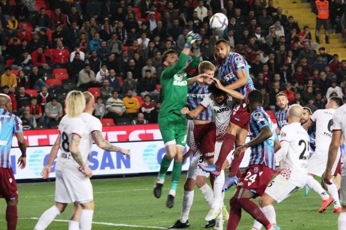 Fanatik yazarları Gaziantep FK - Trabzonspor maçını yorumladı