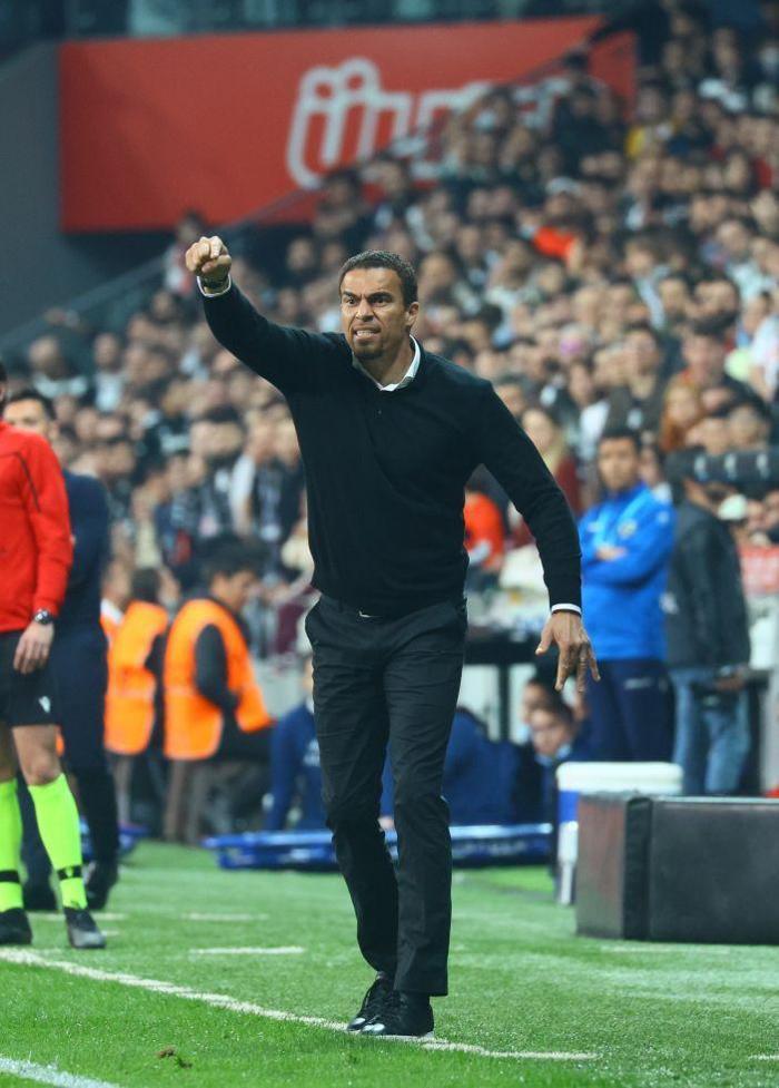 Fanatik yazarları Beşiktaş - Alanyaspor maçını kaleme aldı
