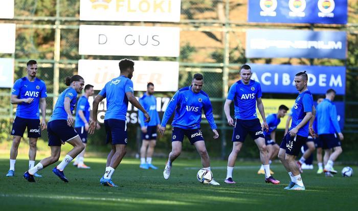 Son dakika Fenerbahçe haberi İsmail Kartal kararını verdi...
