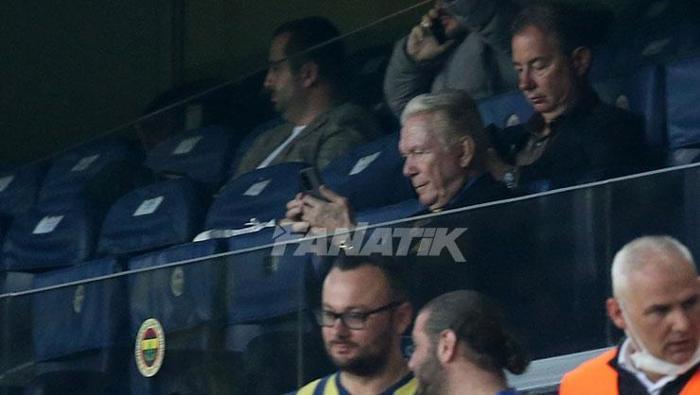 Fenerbahçe-Galatasaray derbisine taraftar akın etti