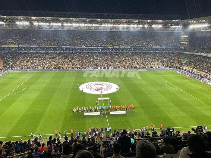 Fenerbahçe-Galatasaray derbisine taraftar akın etti