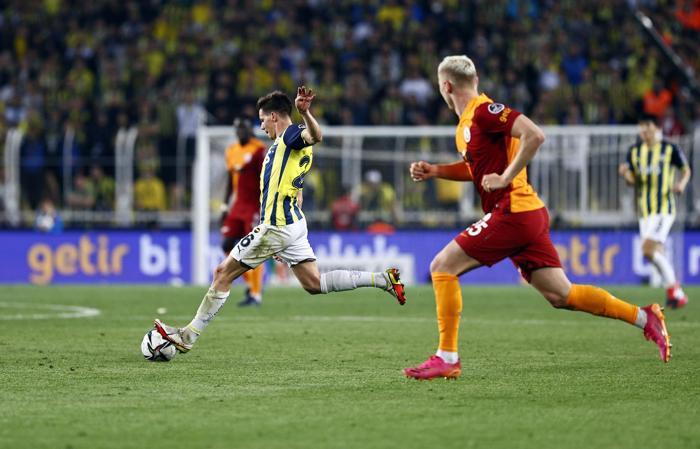 Fenerbahçe - Galatasaray derbisi hakkında flaş yorum: Orta sahan kadar konuş