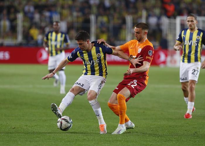 Fenerbahçe - Galatasaray derbisi hakkında flaş yorum: Orta sahan kadar konuş