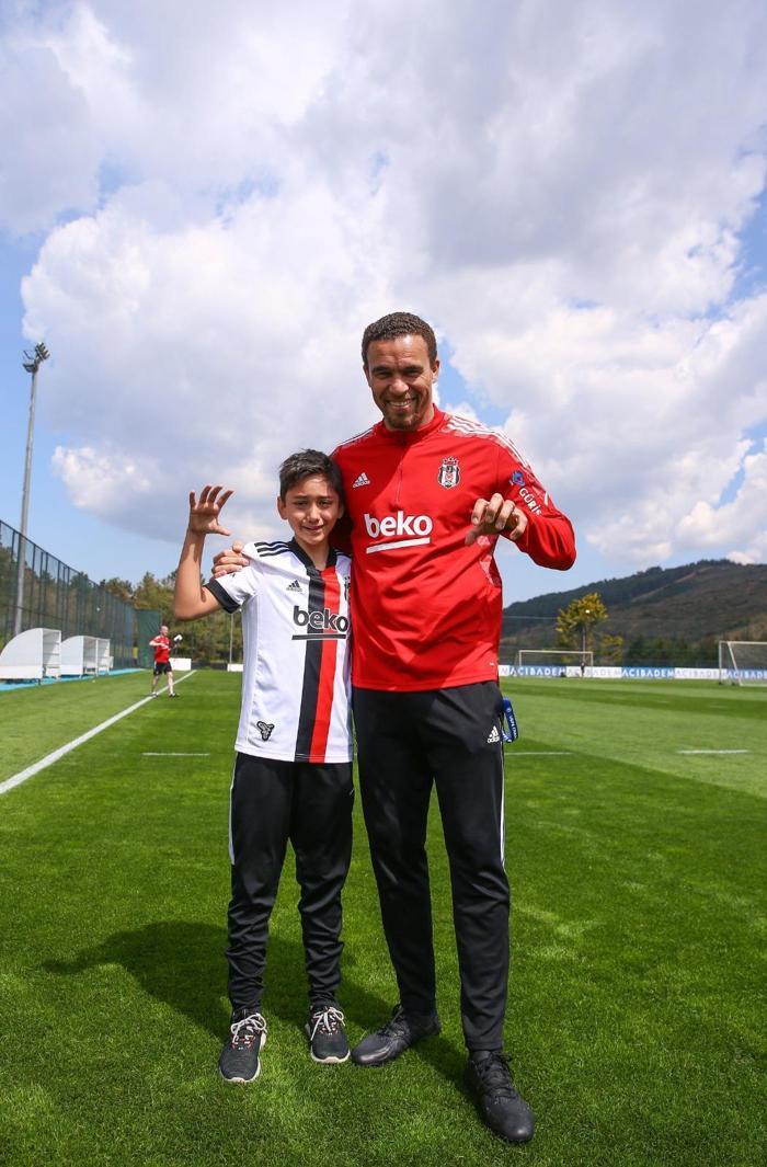 Tuygan Duranın Valerien Ismael sevgisi Beşiktaş haberi...