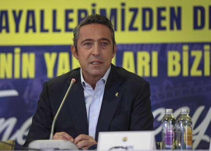 Son dakika Fenerbahçe haberi Başkan Ali Koç yeni teknik direktörü beklemeyecek Sarı lacivertlilerde 8 ismin bileti kesildi
