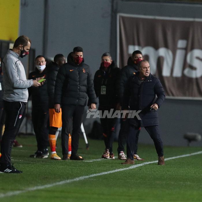 Fatih Karagümrük - Galatasaray maçında ekrana yansımayanlar