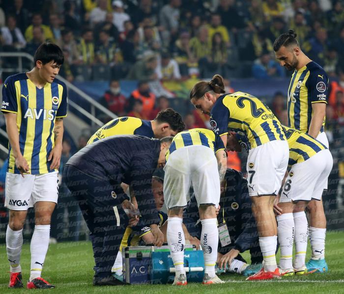 Fenerbahçeye Dimitrios Pelkas şoku Yırtık tespit edildi