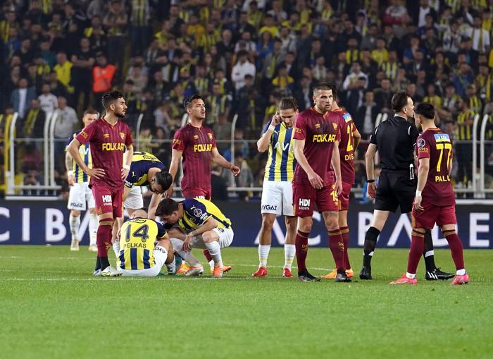 Fenerbahçeye Dimitrios Pelkas şoku Yırtık tespit edildi