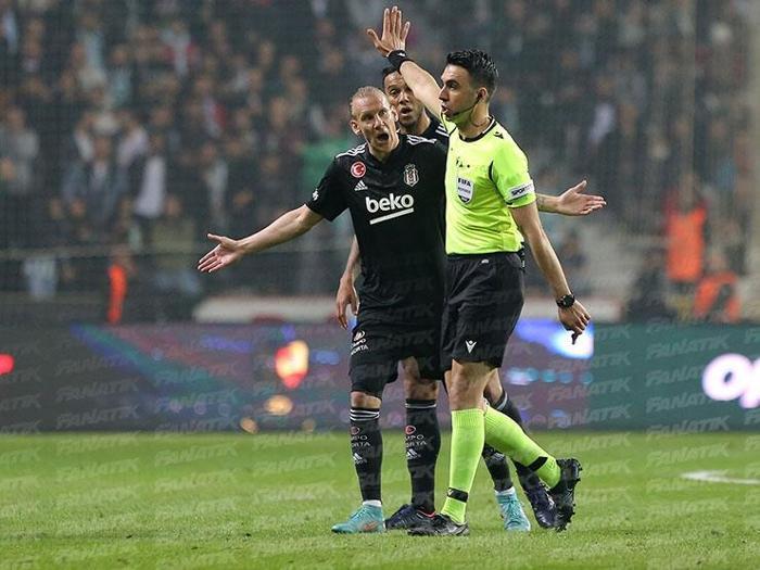 Deniz Çobandan Giresunspor - Beşiktaş maçı hakemi Arda Kardeşler için flaş yorum: O kadar kötü yönetti ki...