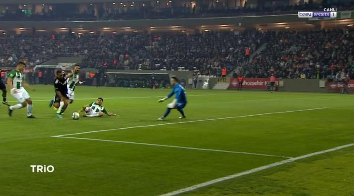 Deniz Çobandan Giresunspor - Beşiktaş maçı hakemi Arda Kardeşler için flaş yorum: O kadar kötü yönetti ki...