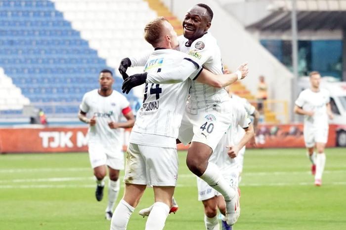 Son dakika Mulekaya 4 büyükler hücumu