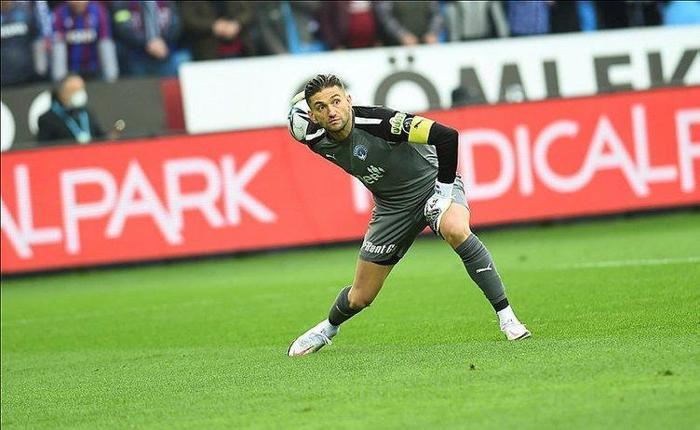 Son dakika Fenerbahçe transfer haberi Dev operasyon Süper Ligden tam 12 isim