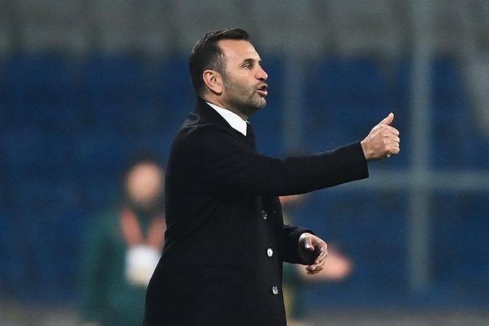 Son dakika haberi Okan Buruk aldığı teklifleri açıkladı Galatasaray sorusuna net cevap