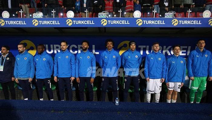 Çaykur Rizespor - Fenerbahçe maçında ekrana yansımayanlar Eski dostlar hasret giderdi