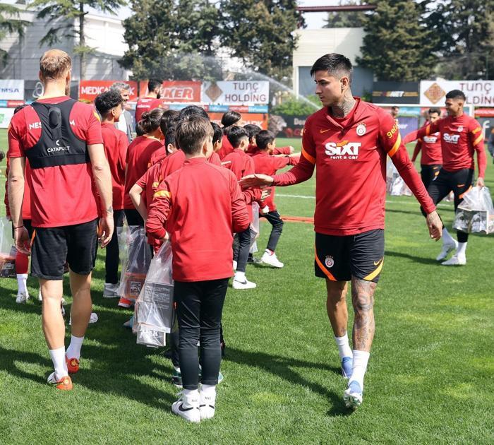 Galatasarayda 23 Nisan kutlandı