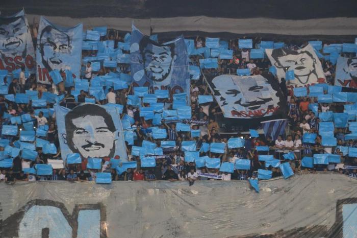 Adana Demirspor - Trabzonspor maçında koreografi şovu