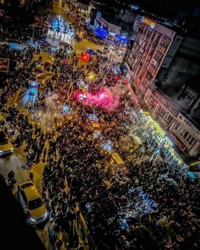 Sakaryasporda coşkulu kutlama
