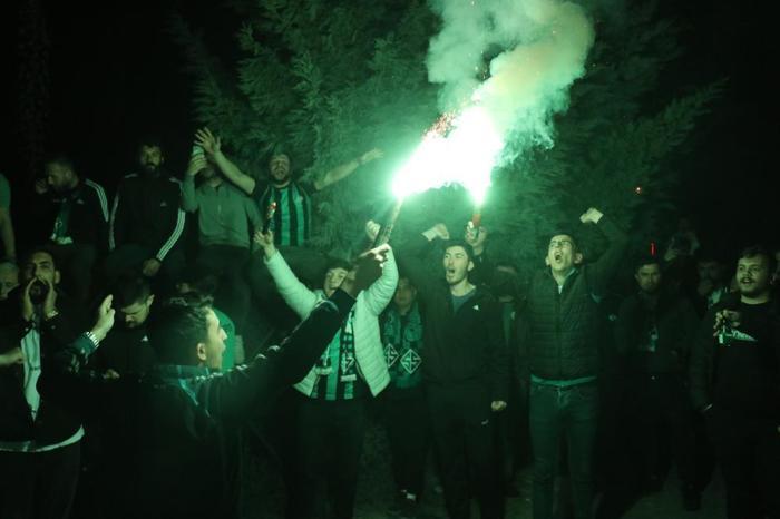 Sakaryasporda coşkulu kutlama