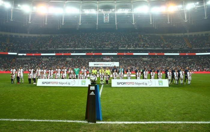 Fanatik Yazarları Beşiktaş - Kasımpaşa maçını kaleme aldı