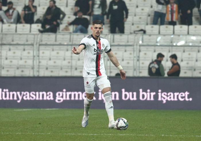 Fanatik Yazarları Beşiktaş - Kasımpaşa maçını kaleme aldı