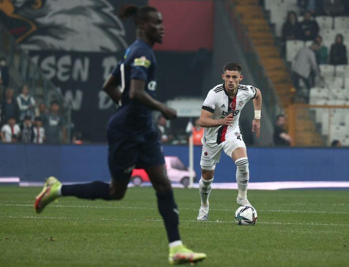 Fanatik Yazarları Beşiktaş - Kasımpaşa maçını kaleme aldı