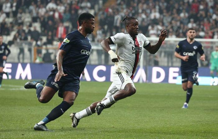 Fanatik Yazarları Beşiktaş - Kasımpaşa maçını kaleme aldı