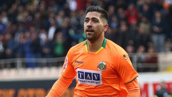 Transferin gözdesi Bakasetas
