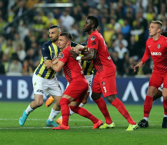 Fenerbahçe - Gaziantep FK maçını FANATİK yazarları değerlendirdi: Çözüm buldu