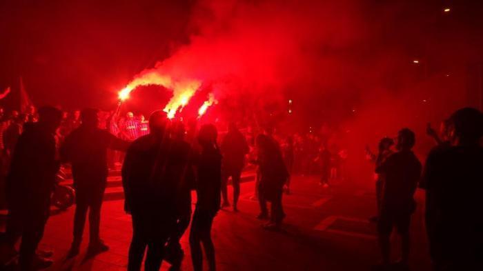 Trabzonsporun şampiyonluğu Türkiyenin dört bir yanında coşkuyla kutlandı