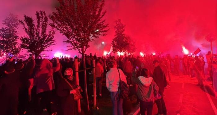 Trabzonsporun şampiyonluğu Türkiyenin dört bir yanında coşkuyla kutlandı