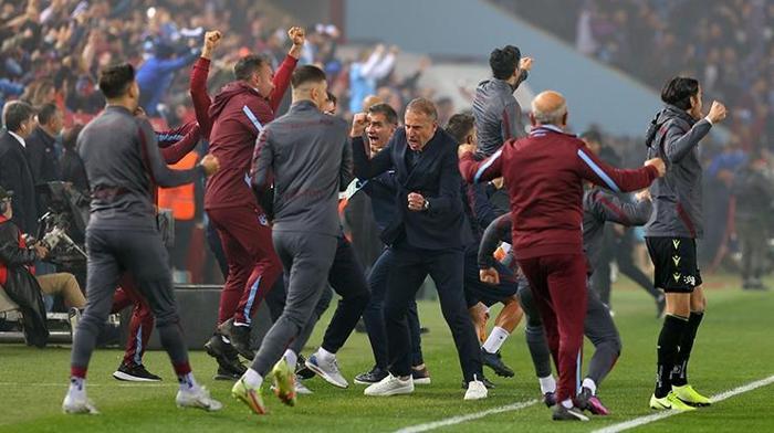 Trabzonspor-Antalyaspor maçını FANATİK yazarları değerlendirdi: Hak edilmiş şampiyonluk