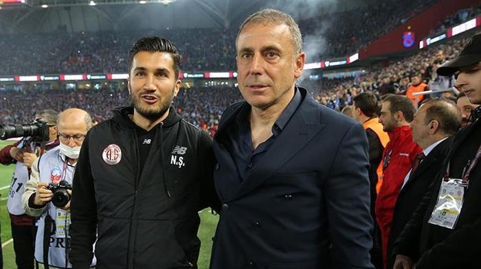 Trabzonspor-Antalyaspor maçını FANATİK yazarları değerlendirdi: Hak edilmiş şampiyonluk