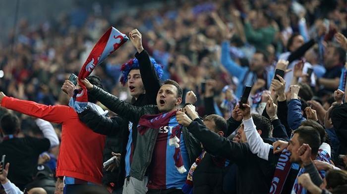 Trabzonspor-Antalyaspor maçını FANATİK yazarları değerlendirdi: Hak edilmiş şampiyonluk
