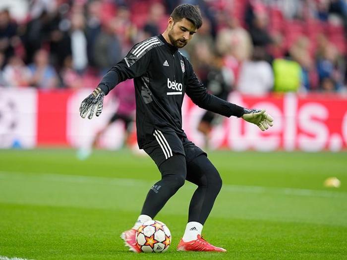 Valerien Ismael kararını verdi Savunmada değişiklik İşte Beşiktaşın Kayserispor maçına çıkması beklenen 11i