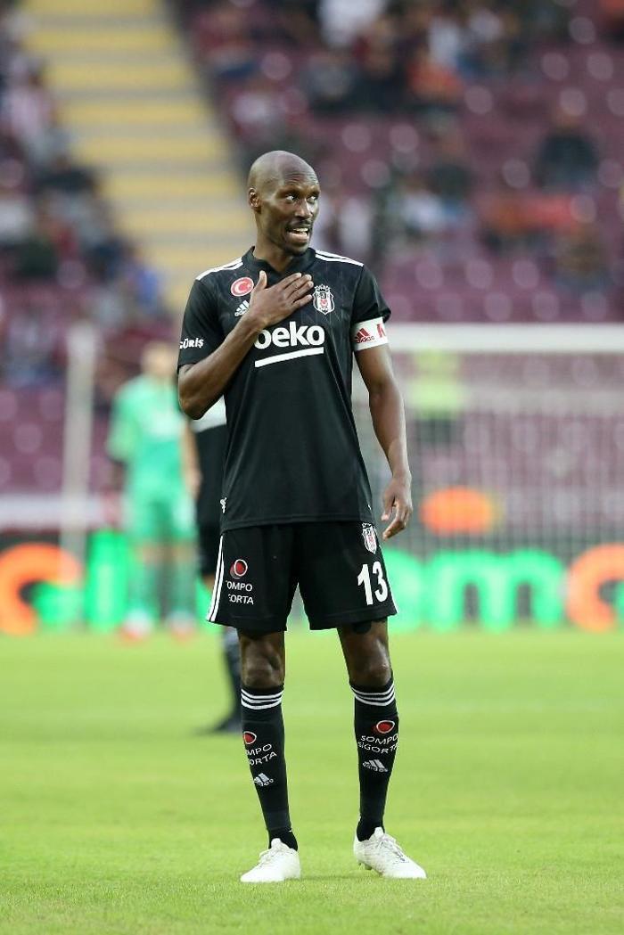 Valerien Ismael kararını verdi Savunmada değişiklik İşte Beşiktaşın Kayserispor maçına çıkması beklenen 11i