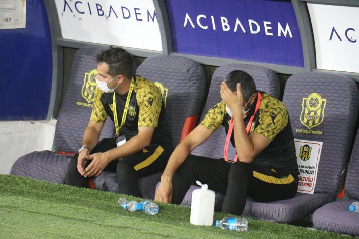 Yeni Malatyaspor cephesi yıkıldı Gözyaşlarını tutamadılar...