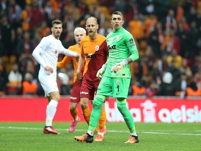 Galatasaray Sivasspor maçını Fanatik yazarları değerlendirdi