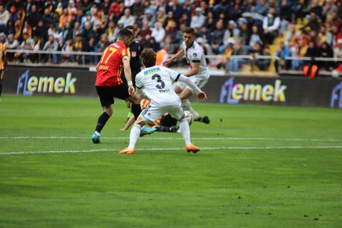 Kayserispor - Beşiktaş maçını Fanatik yazarları değerlendirdi
