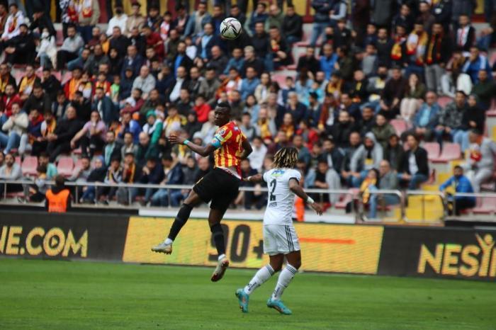 Kayserispor - Beşiktaş maçını Fanatik yazarları değerlendirdi