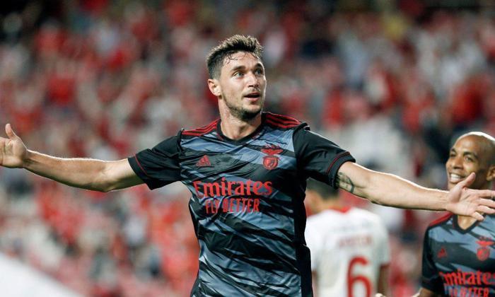 Son dakika Fenerbahçe transfer listesi İşte sarı lacivertlilerin golcü listesi