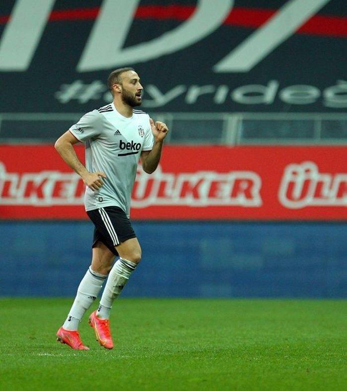 Son dakika Beşiktaş transfer haberi Flaş Cenk Tosun gelişmesi