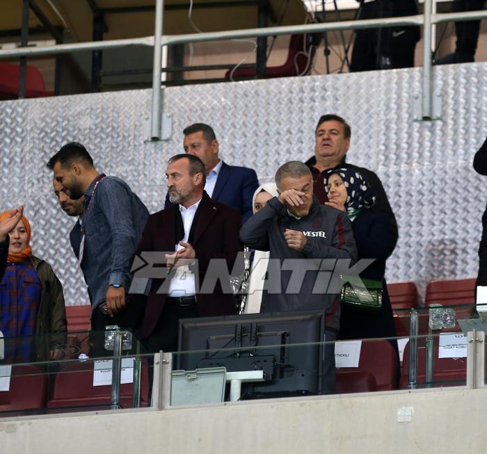 Trabzonspor haberi: Şampiyon Başkan Ahmet Ağaoğlu, gözyaşlarına boğuldu İşte kare kare o anlar