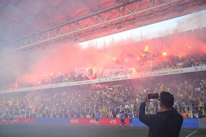 Fenerbahçeden taraftara açık idman Büyük destek
