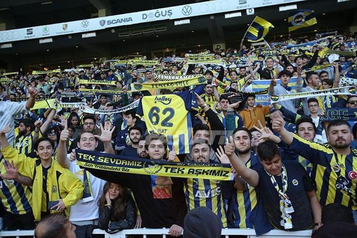 Fenerbahçeden taraftara açık idman Büyük destek