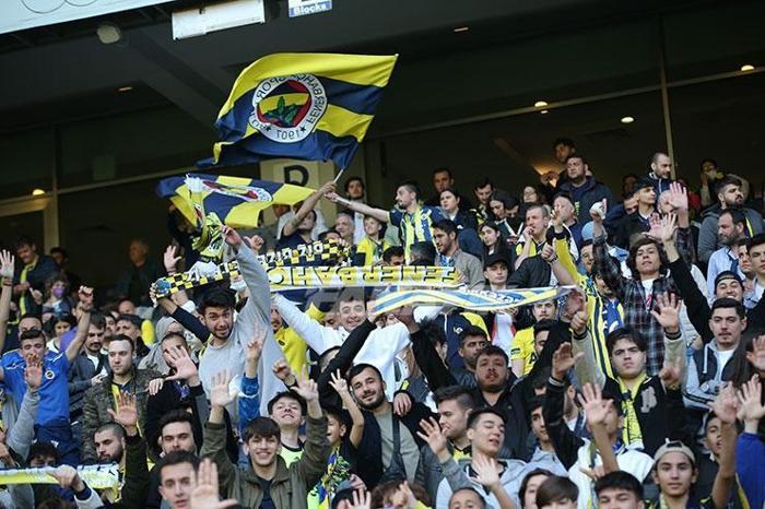 Fenerbahçeden taraftara açık idman Büyük destek